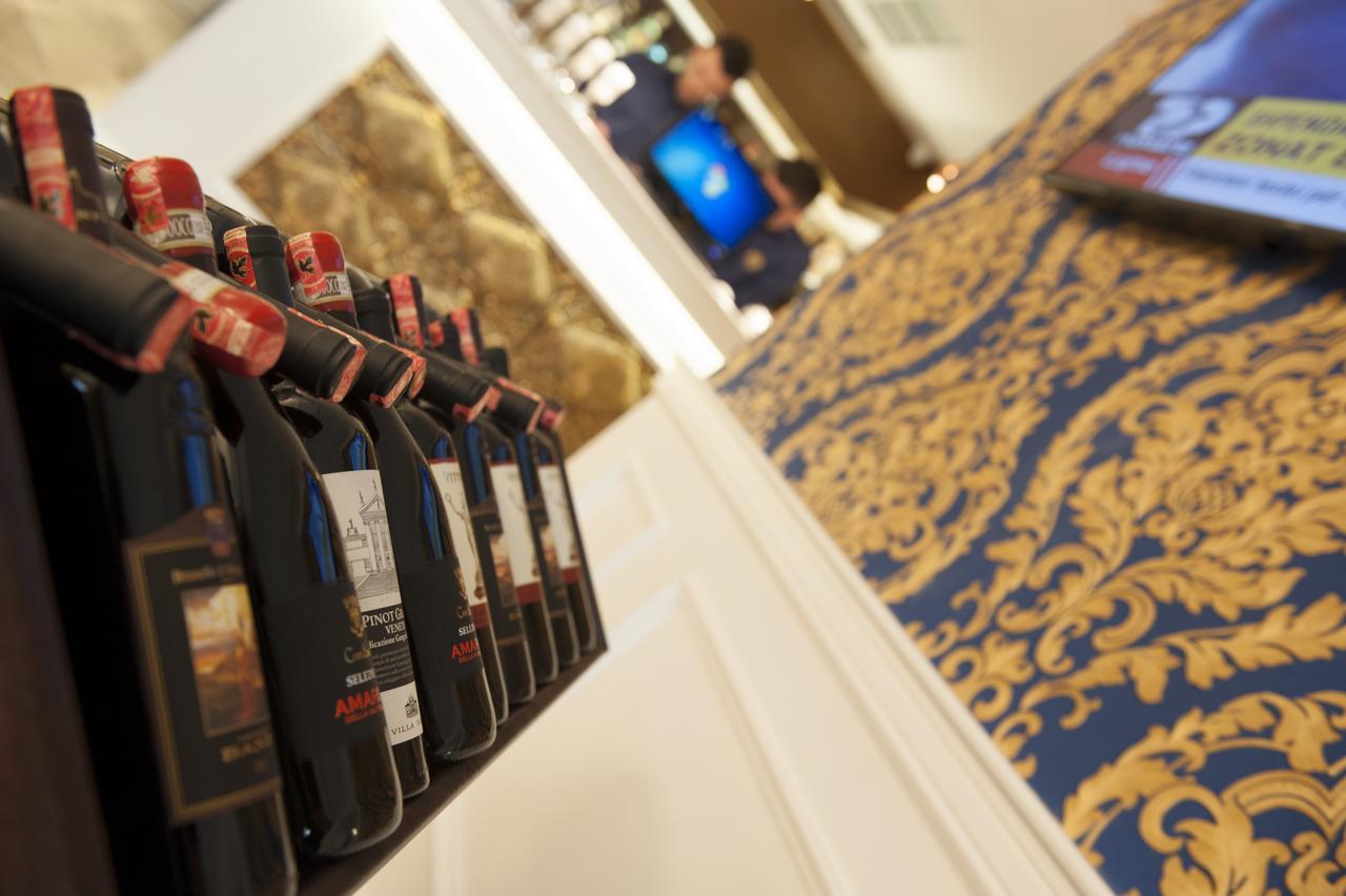 Kamez Hotel Britania מראה חיצוני תמונה