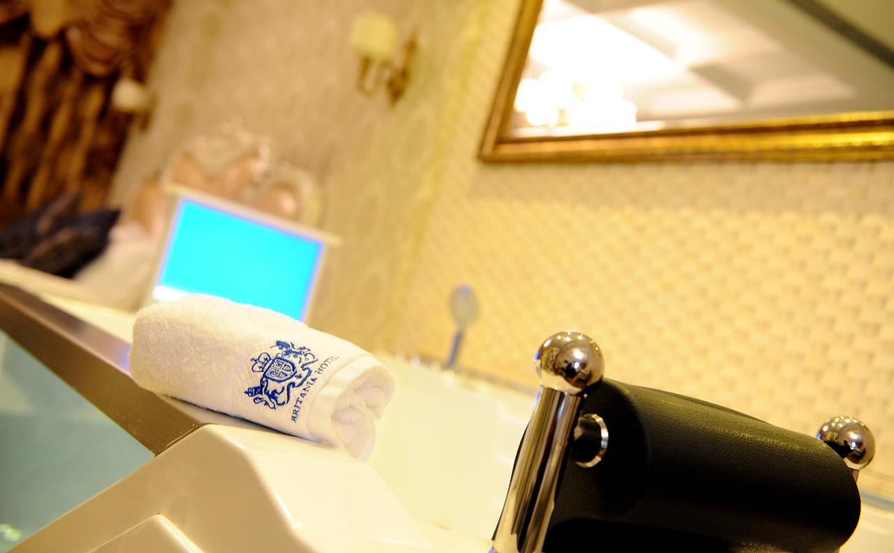 Kamez Hotel Britania מראה חיצוני תמונה