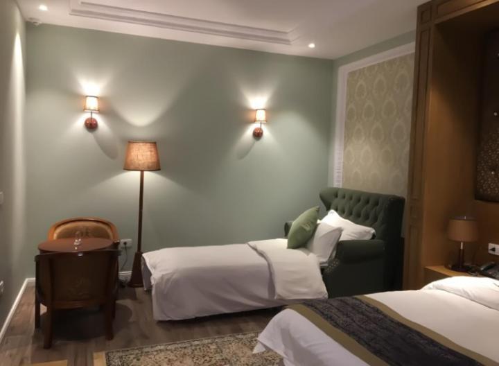 Kamez Hotel Britania מראה חיצוני תמונה