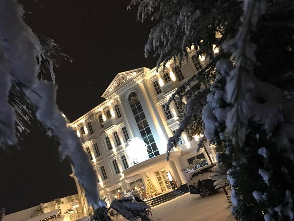 Kamez Hotel Britania מראה חיצוני תמונה